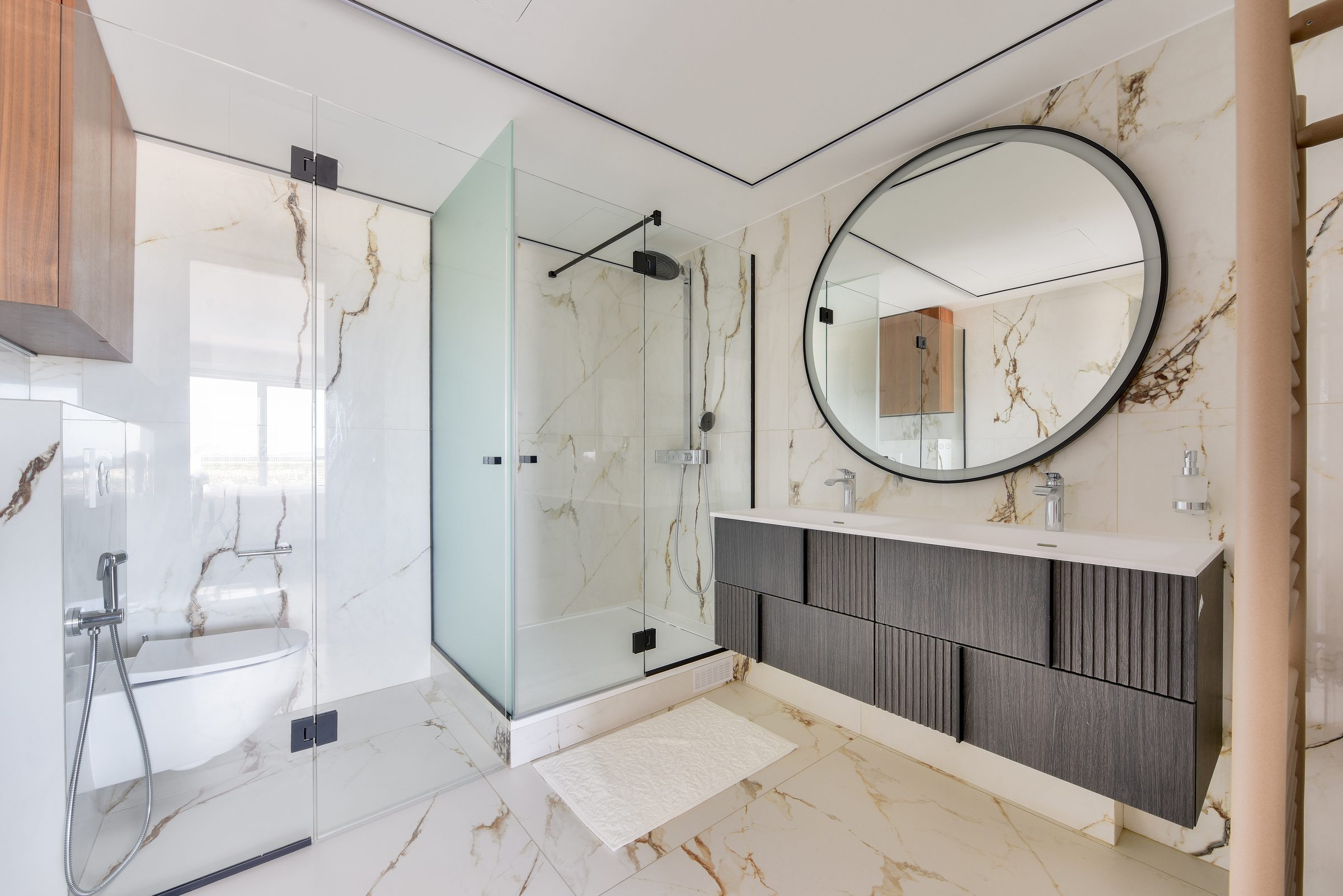 21-31 · salle de bain, vue 3