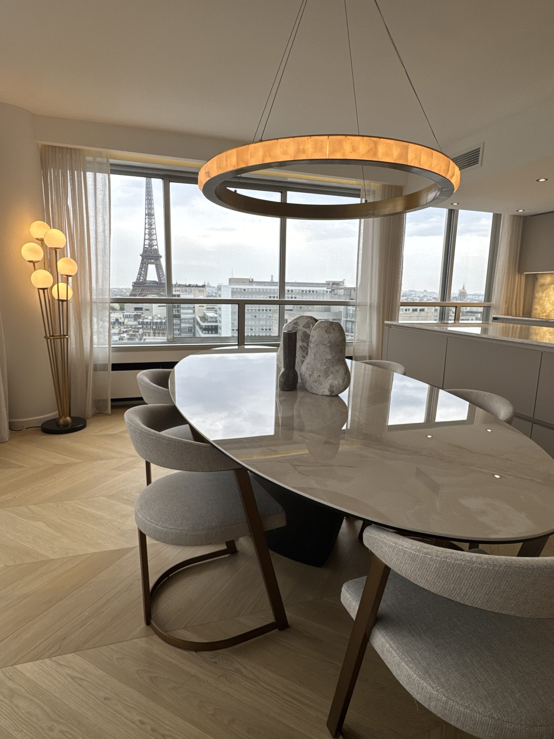 35-17 · living room, view 11
