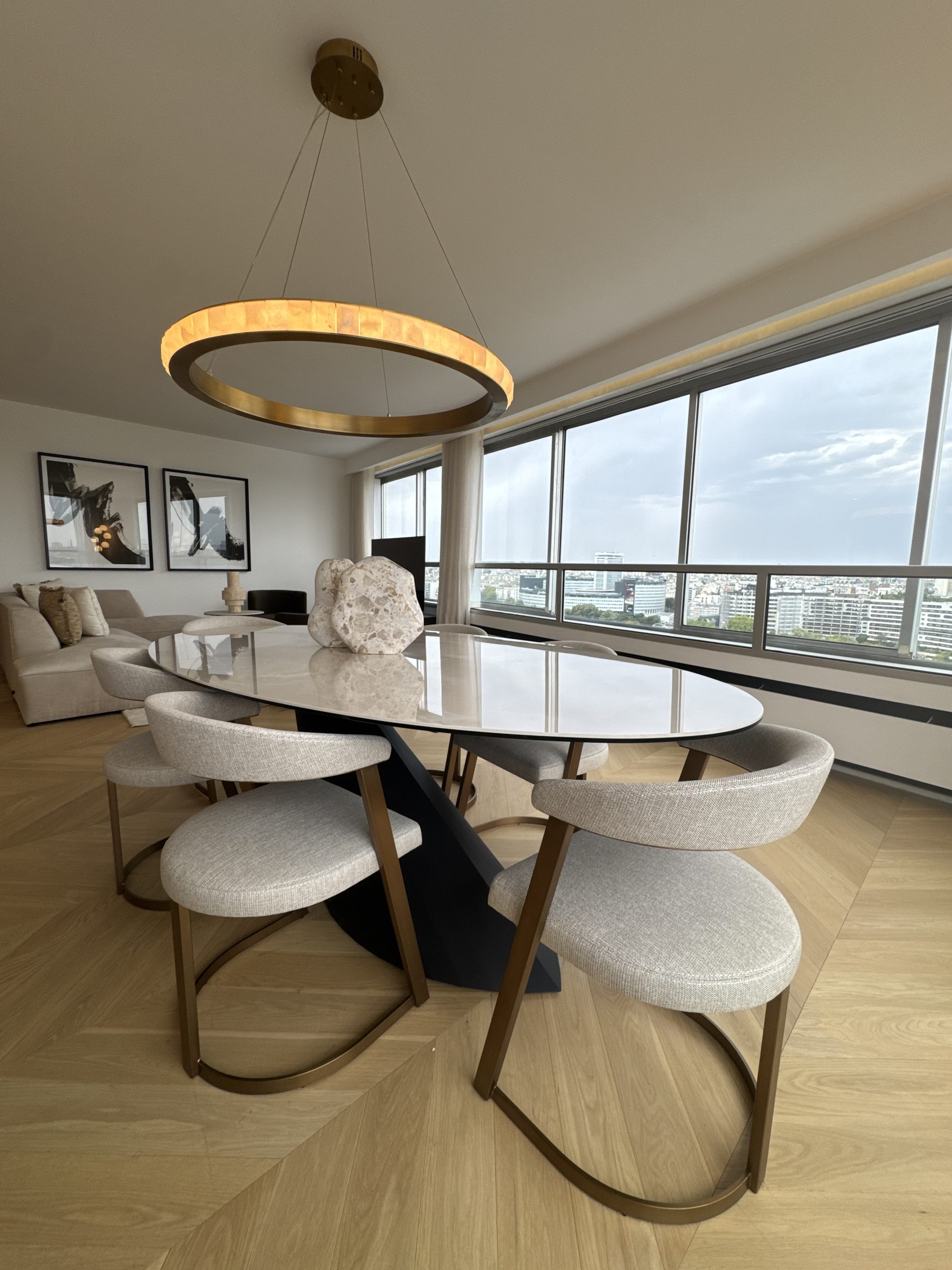 35-17 · living room, view 12