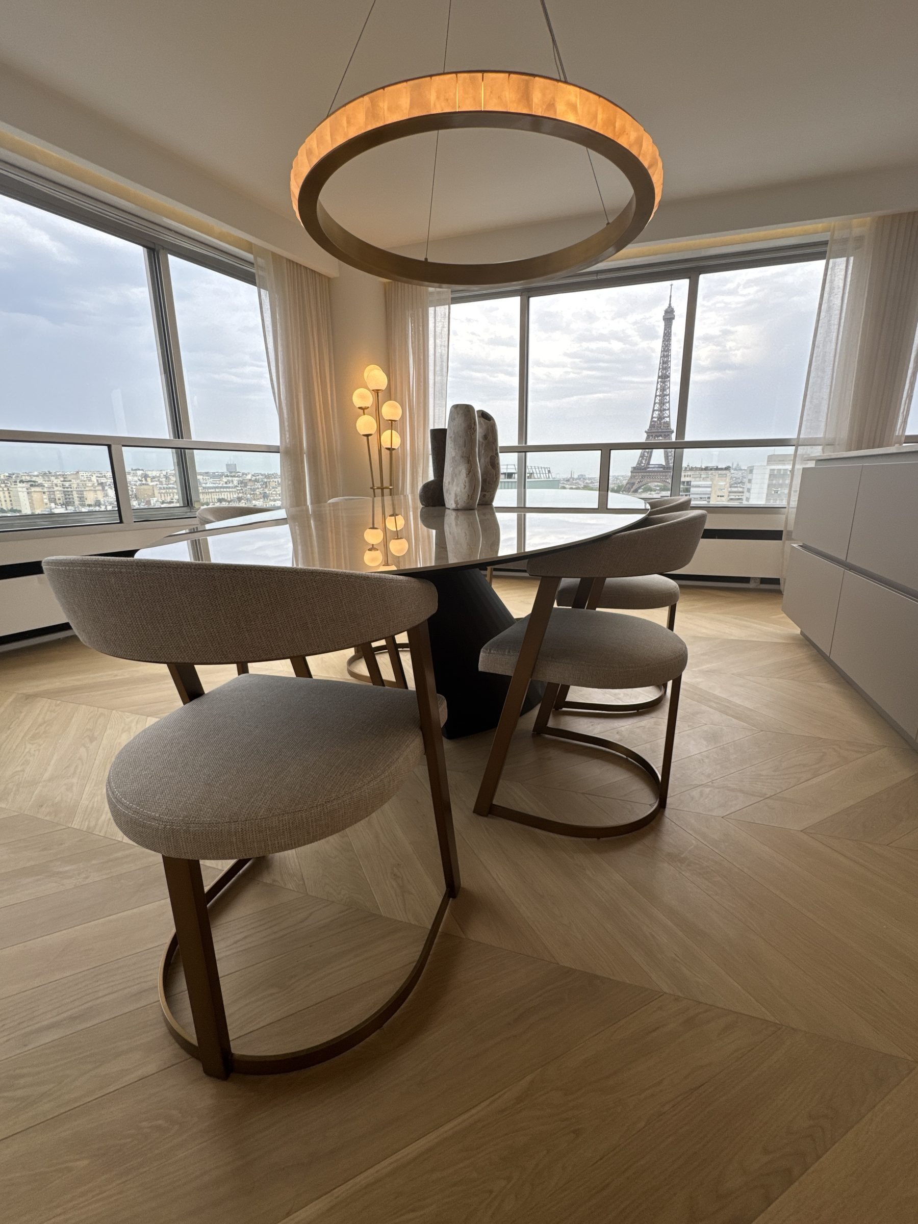 35-17 · living room, view 15