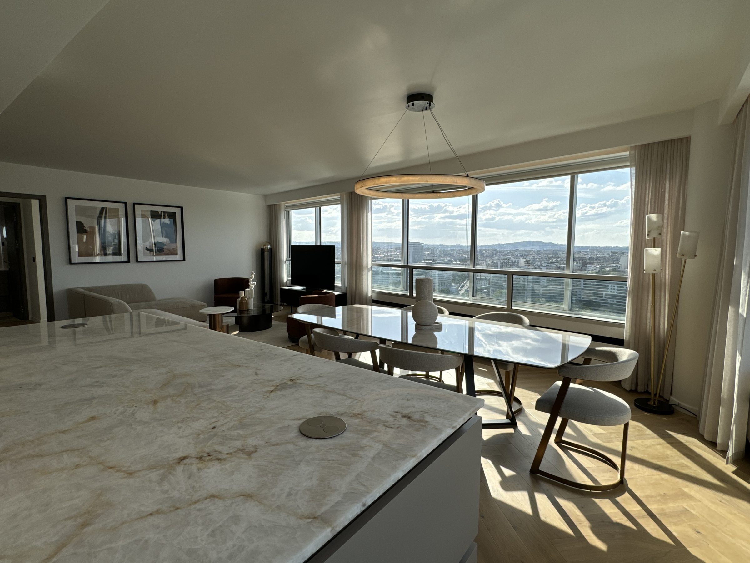 35-22 · صالون، منظر 13