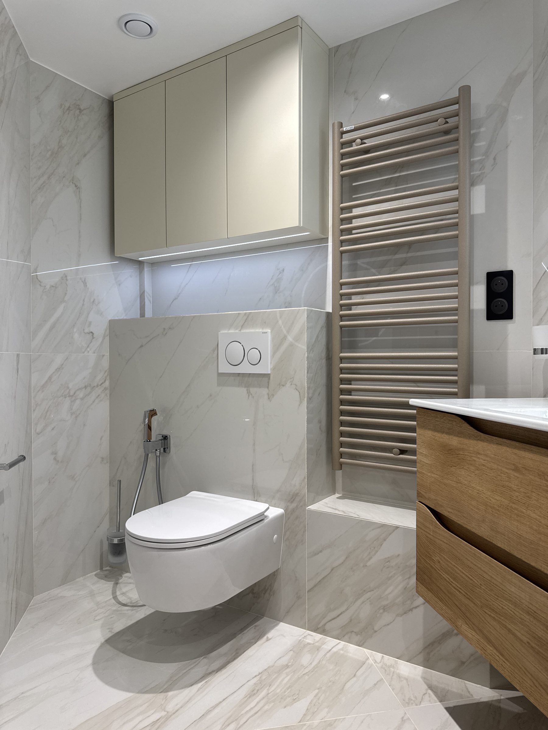 57-19 · salle de bain, vue 4