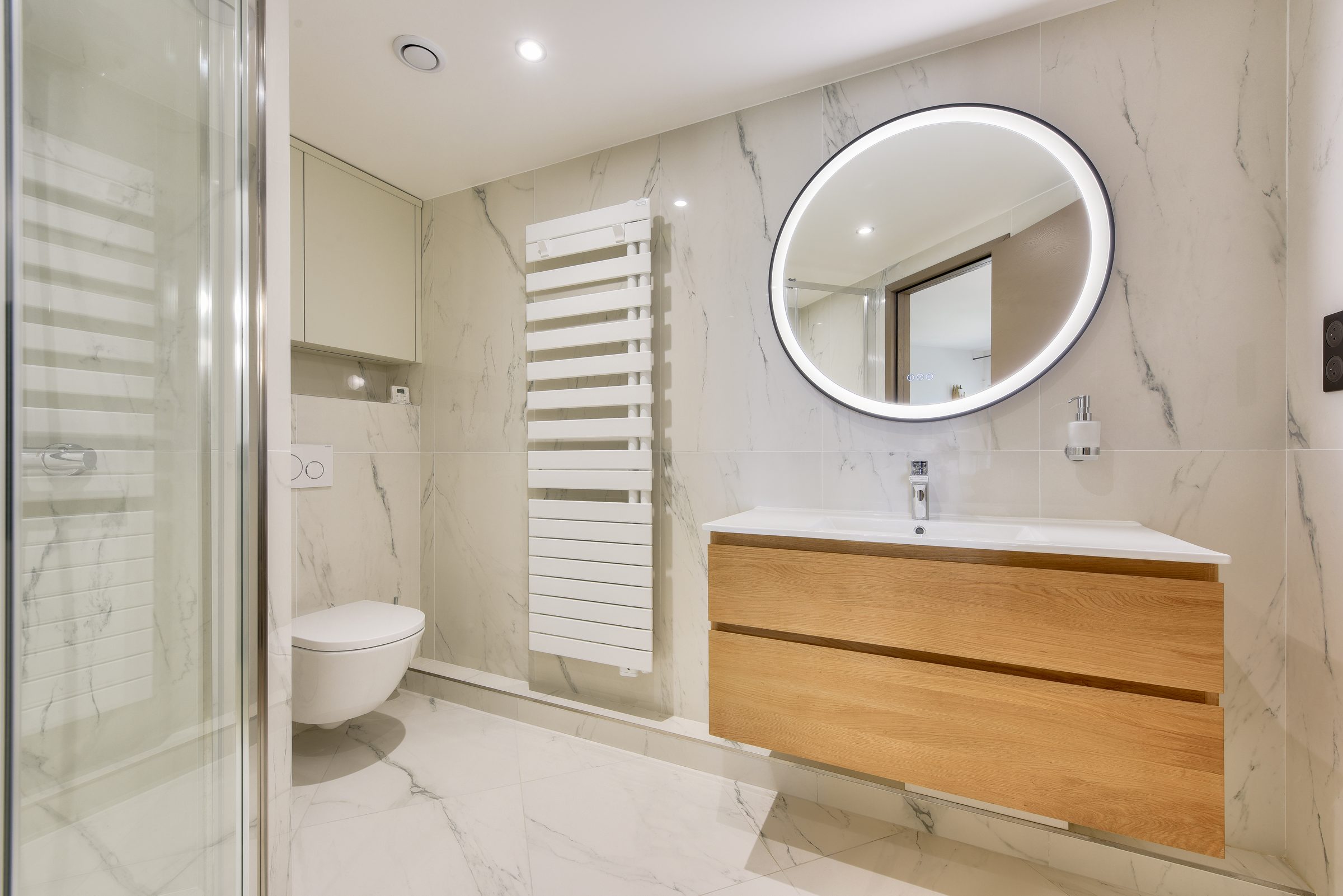 57-25 · salle de bain, vue 2